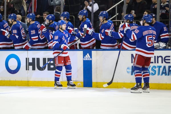 Recap: Rangers Bounce Back With 4-1 Win Over Blackhawks 